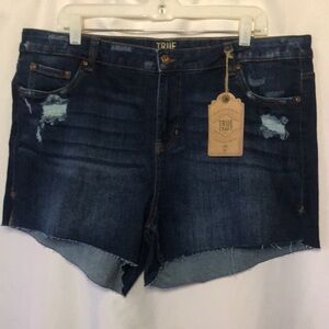 TRUE CRAFT PLUS women’s denim blue shorts. Size 20 W. Super soft stretch.